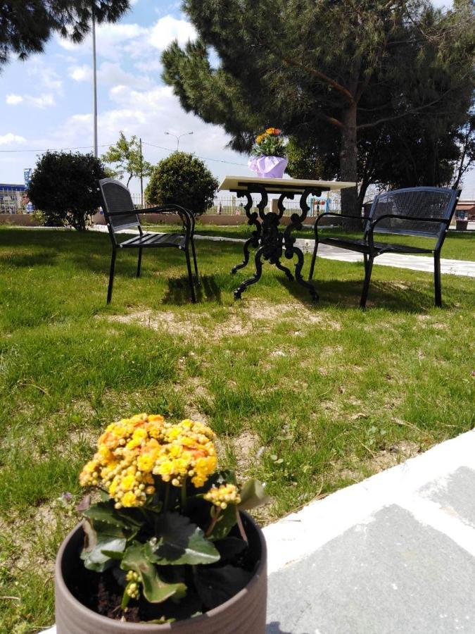 Cozy Apartments Komotini Exterior photo