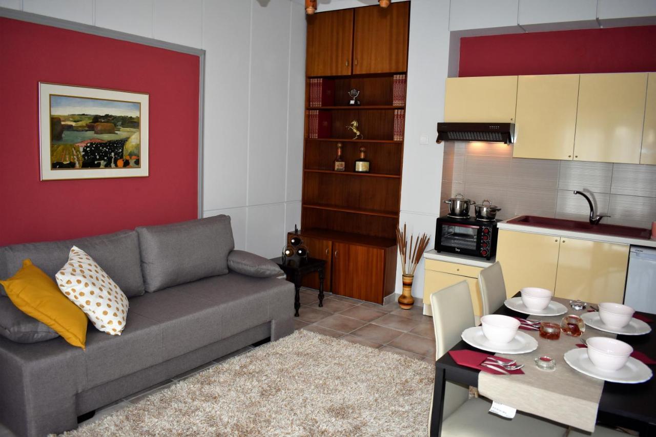 Cozy Apartments Komotini Exterior photo